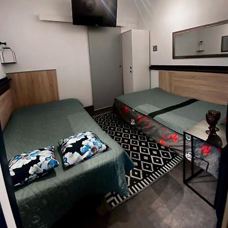 Mieszkanie Z Ogrodkiem Nr2 Щецинек Экстерьер фото